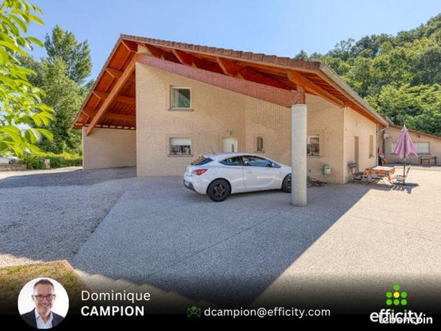Villa 5 pièces 182 m²