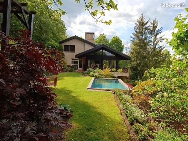 Villa 5 pièces 182 m²