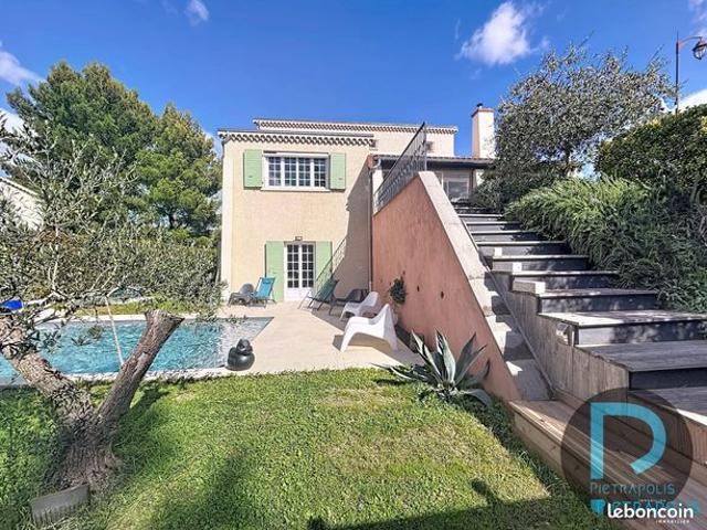 Villa 5 pièces 183 m²