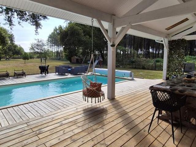 Villa 5 pièces 184 m²