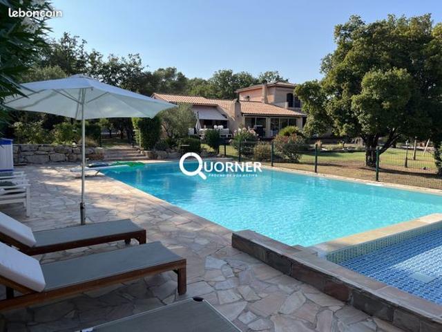Villa 5 pièces 185 m²
