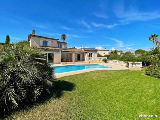 Villa 5 pièces 185 m²