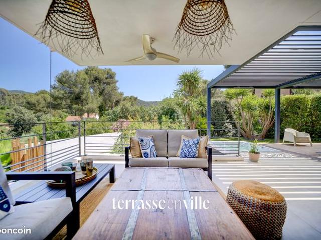 Villa 5 pièces 185 m²
