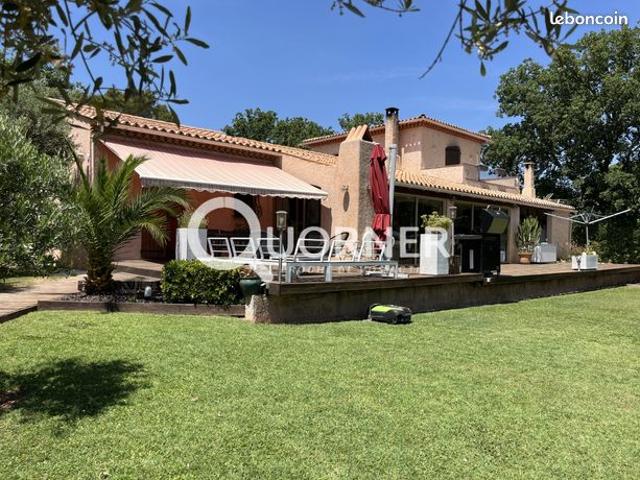 Villa 5 pièces 185 m²