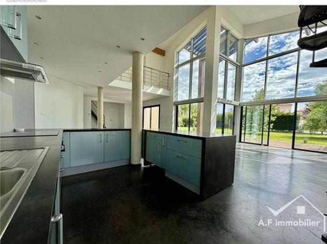 Villa 5 pièces 185 m²