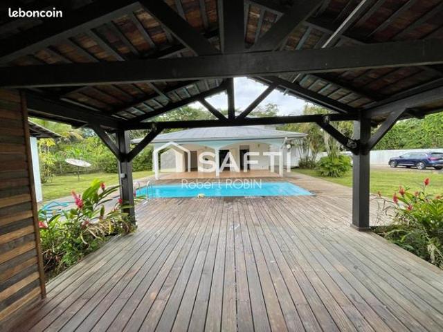 Villa 5 pièces 186 m²