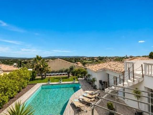 Villa 5 pièces 186 m²