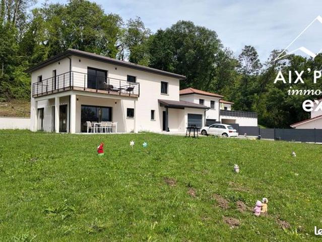 Villa 5 pièces 187 m²