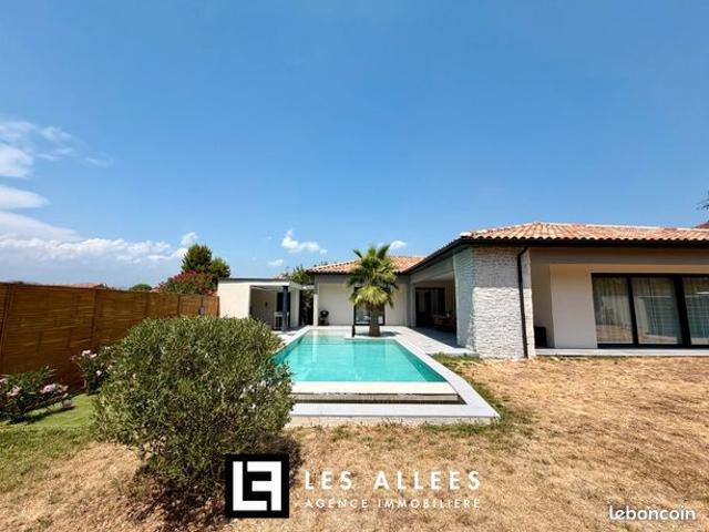Villa 5 pièces 187 m²