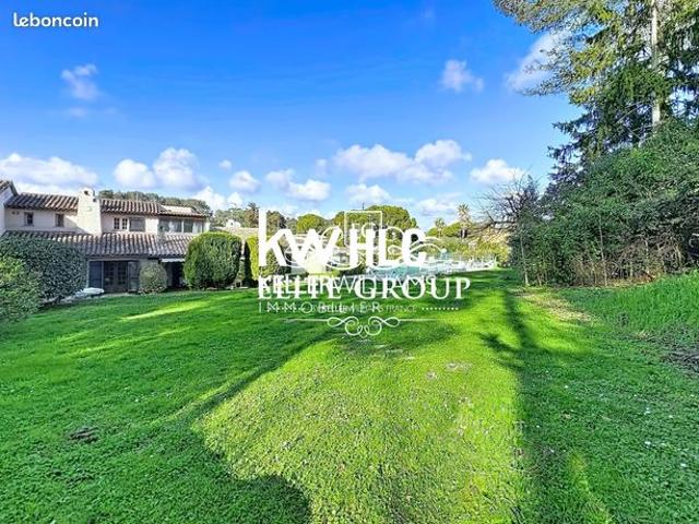 Villa 5 pièces 187 m²