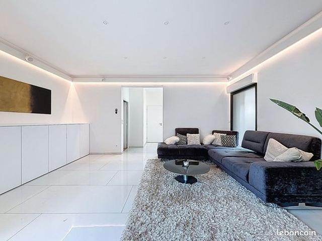 Villa 5 pièces 188 m²
