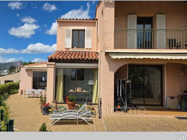Villa 5 pièces 188 m²