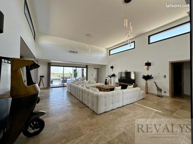 Villa 5 pièces 189 m²