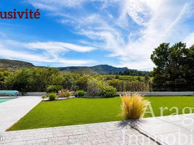 Villa 5 pièces 190 m²