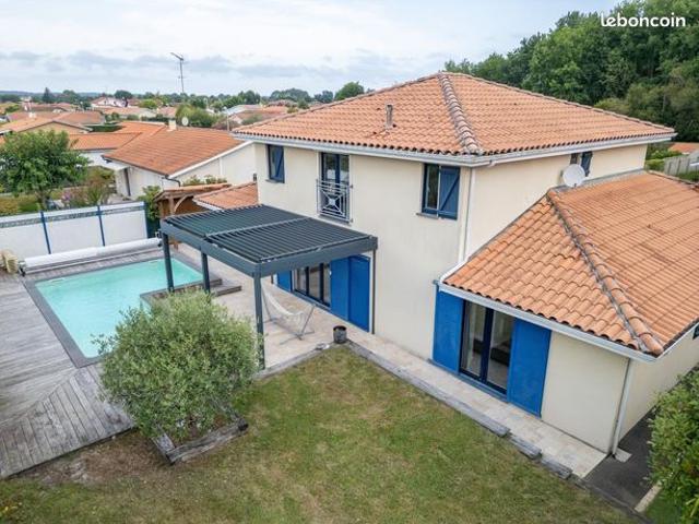 Villa 5 pièces 190 m²