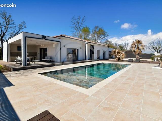 Villa 5 pièces 191 m²