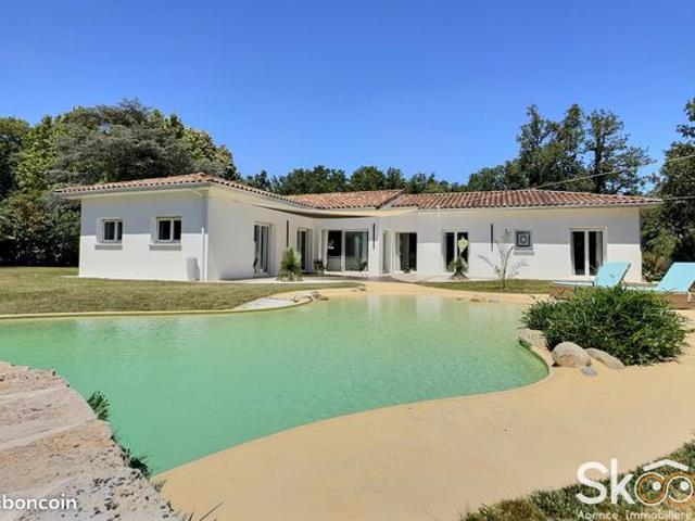 Villa 5 pièces 192 m²