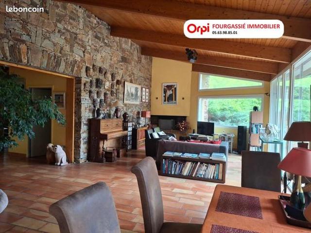 Villa 5 pièces 192 m²