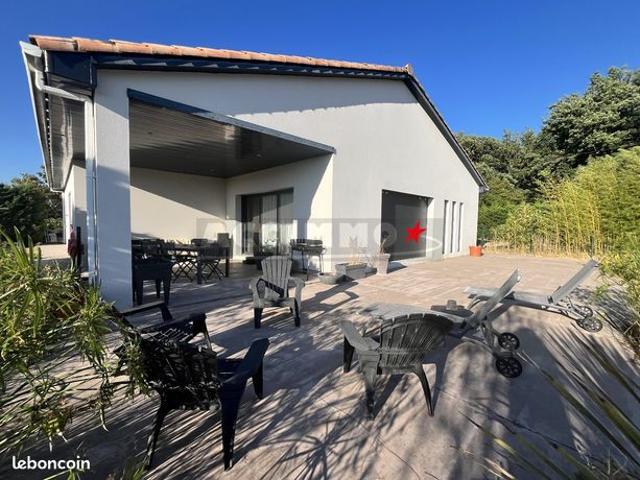 Villa 5 pièces 192 m²