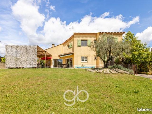 Villa 5 pièces 192 m²