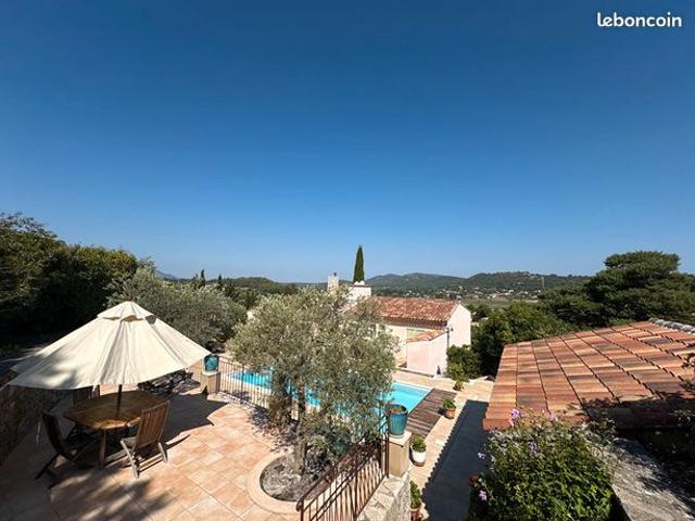 Villa 5 pièces 193 m²
