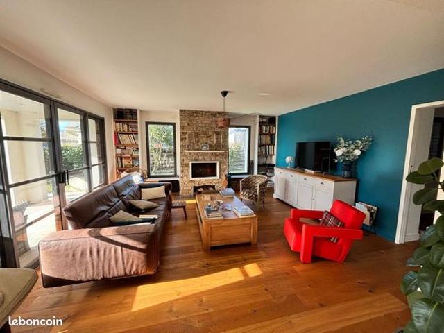Villa 5 pièces 194 m²