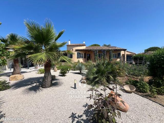Villa 5 pièces 195 m²