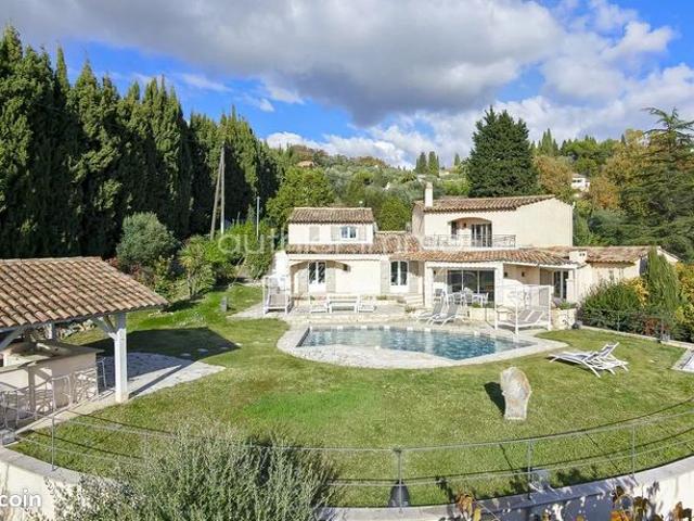 Villa 5 pièces 195 m²