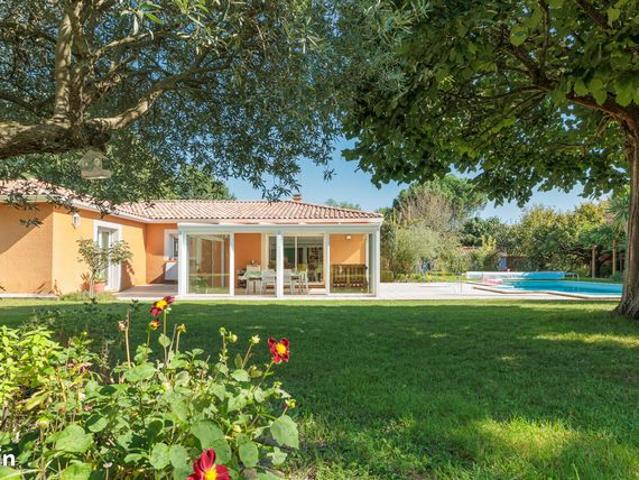 Villa 5 pièces 195 m²