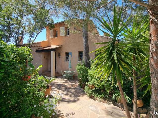Villa 5 pièces 196 m²