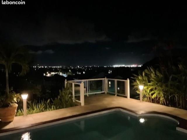 Villa 5 pièces 197 m²