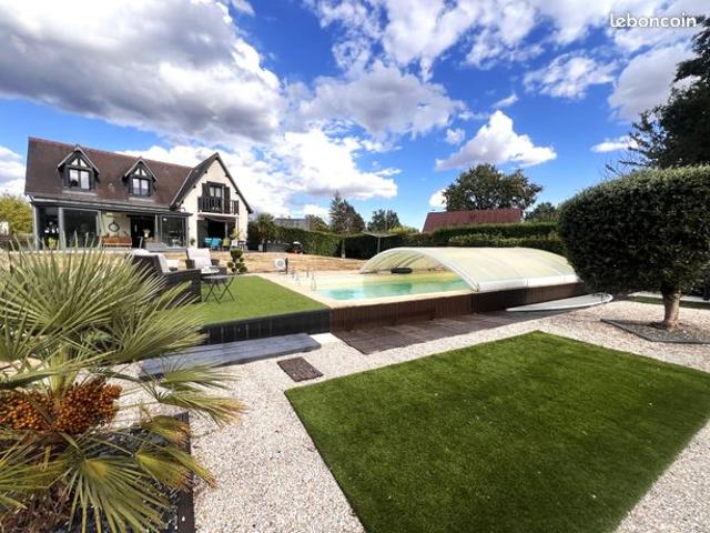 Villa 5 pièces 197 m²