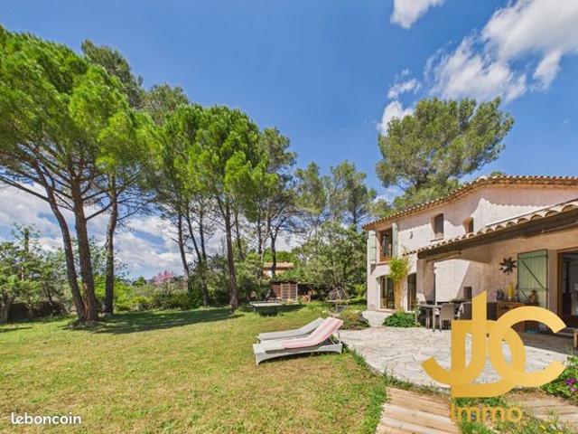 Villa 5 pièces 200 m²
