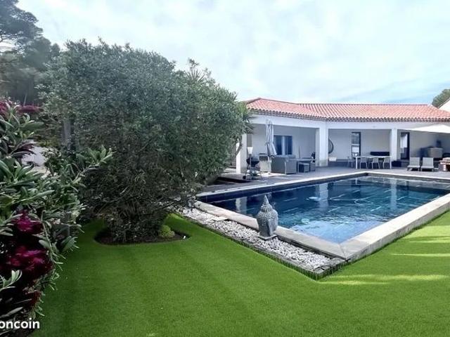 Villa 5 pièces 200 m²