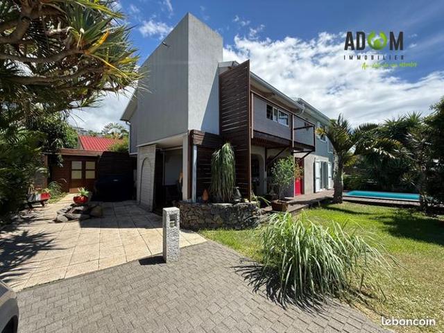 Villa 5 pièces 200 m²