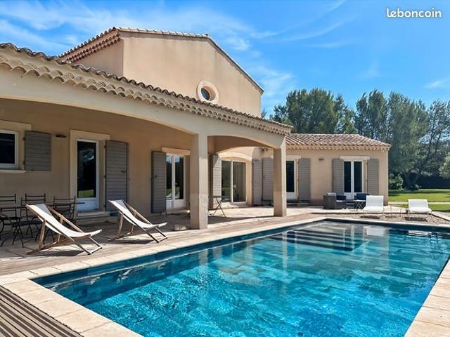 Villa 5 pièces 200 m²