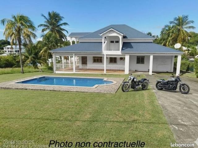 Villa 5 pièces 200 m²