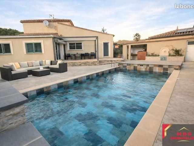 Villa 5 pièces 202 m²