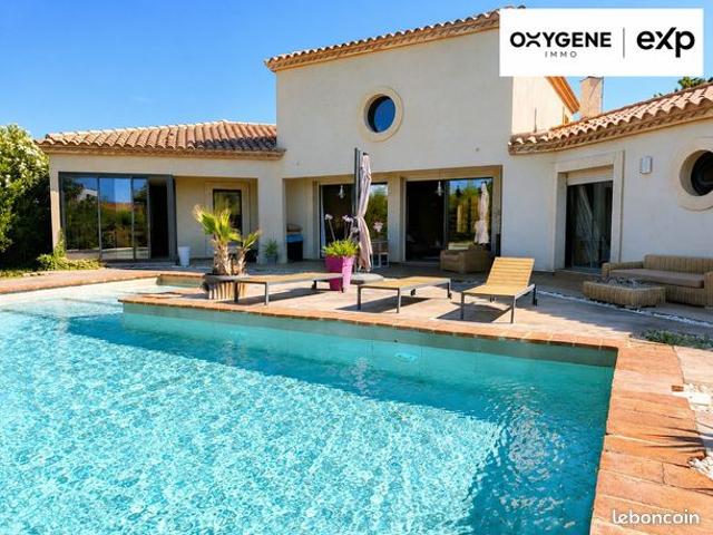 Villa 5 pièces 205 m²