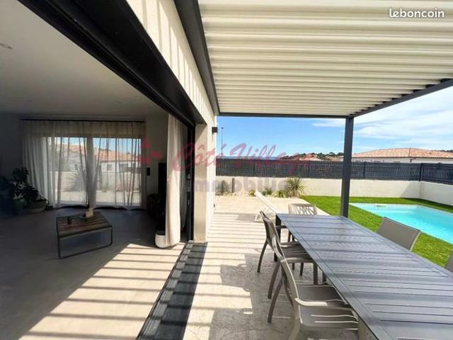 Villa 5 pièces 207 m²