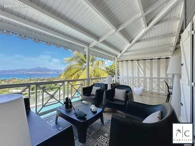 Villa 5 pièces 210 m²
