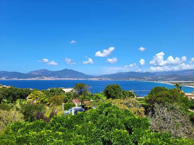 Villa 5 pièces 215 m2 Porticcio 2450 m2 terrain 215m² Pietrosella