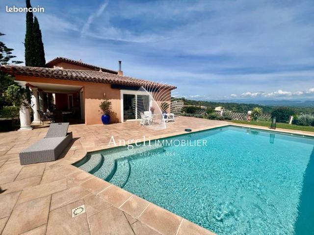 Villa 5 pièces 220 m²