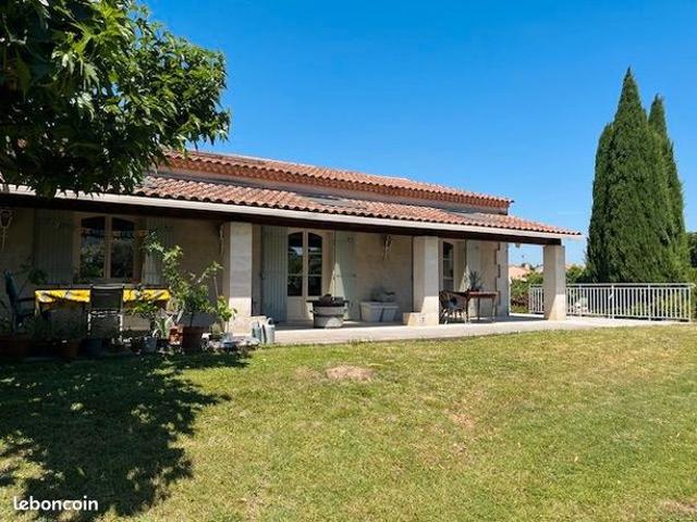 Villa 5 pièces 222 m²