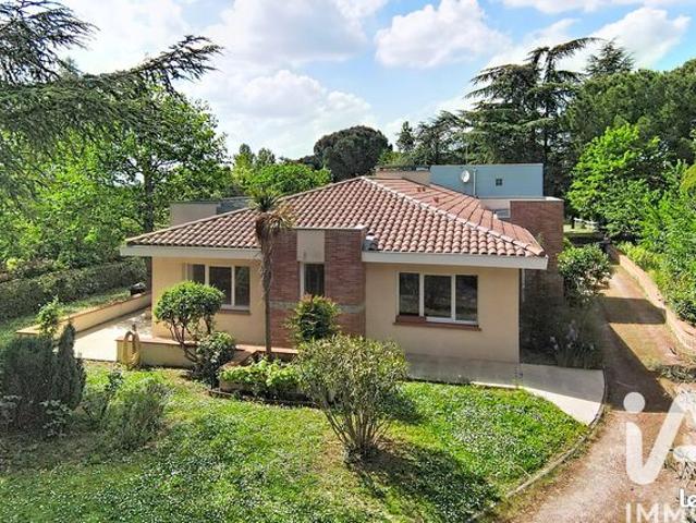 Villa 5 pièces 222 m²