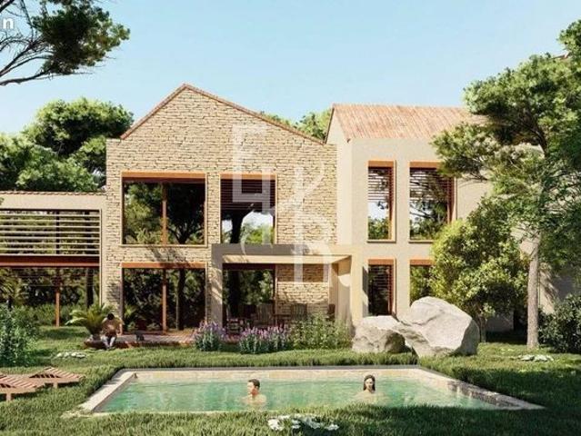 Villa 5 pièces 225 m²