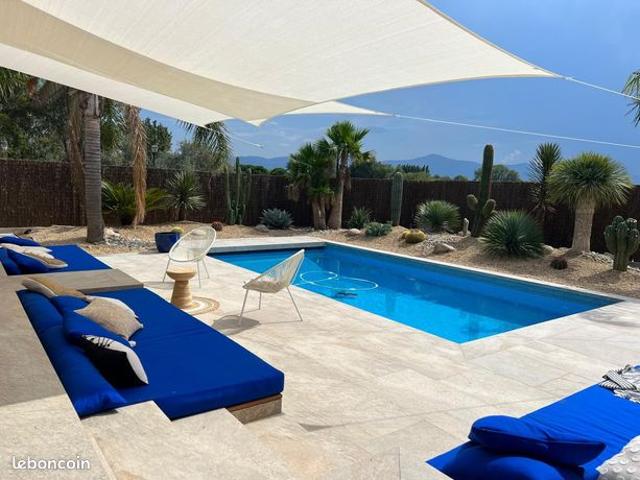 Villa 5 pièces 225 m²