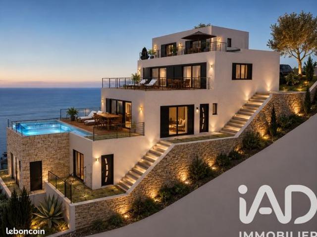 Villa 5 pièces 226 m²