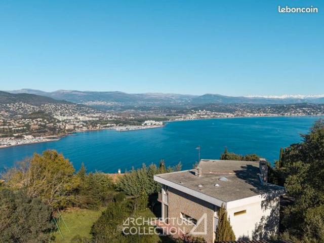 Villa 5 pièces 250 m²