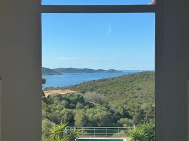 Villa 5 pièces 265 m²